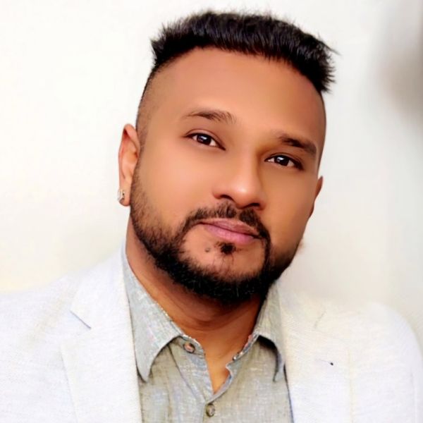 Shak Yakub, Associate